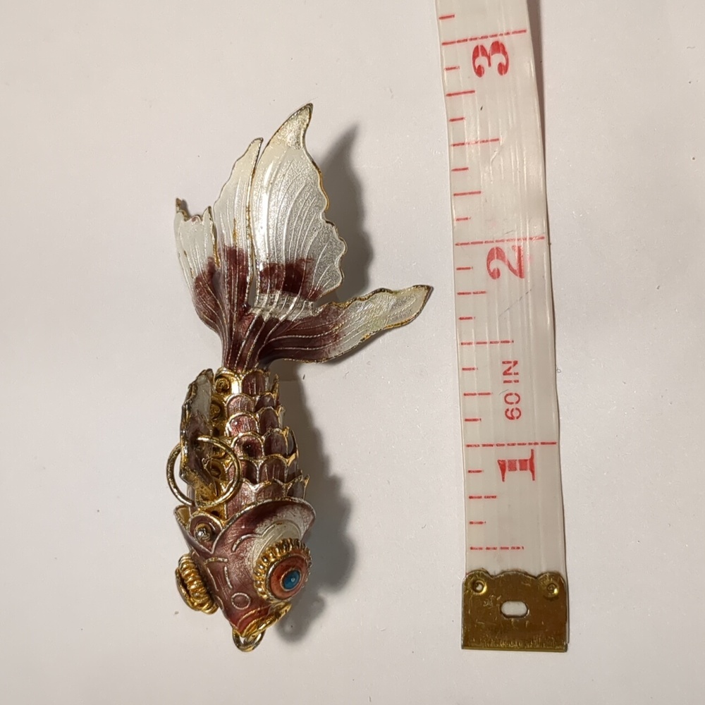 Large cloisonne articulated fish pendant/charm. Gold, pearl, copper, purple. - Picture 11 of 11